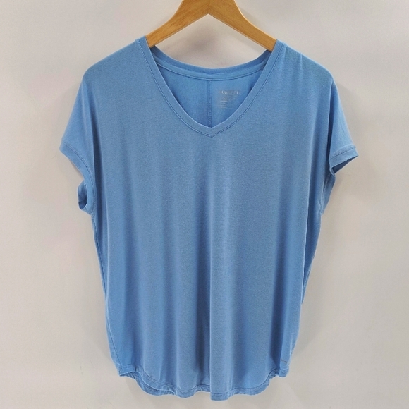 Mondetta Pullover V Neck Top Size Medium Blue Performance & Luxury Stretch Tee - Picture 1 of 9